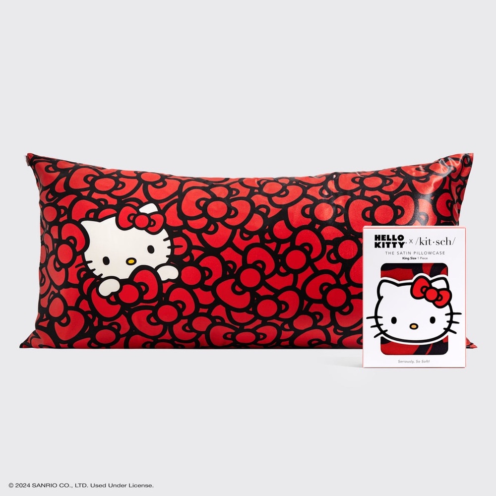 New Kitsch x Hello Kitty Pillowcase King - Hello Kitty Bathes in a Sea of Bows